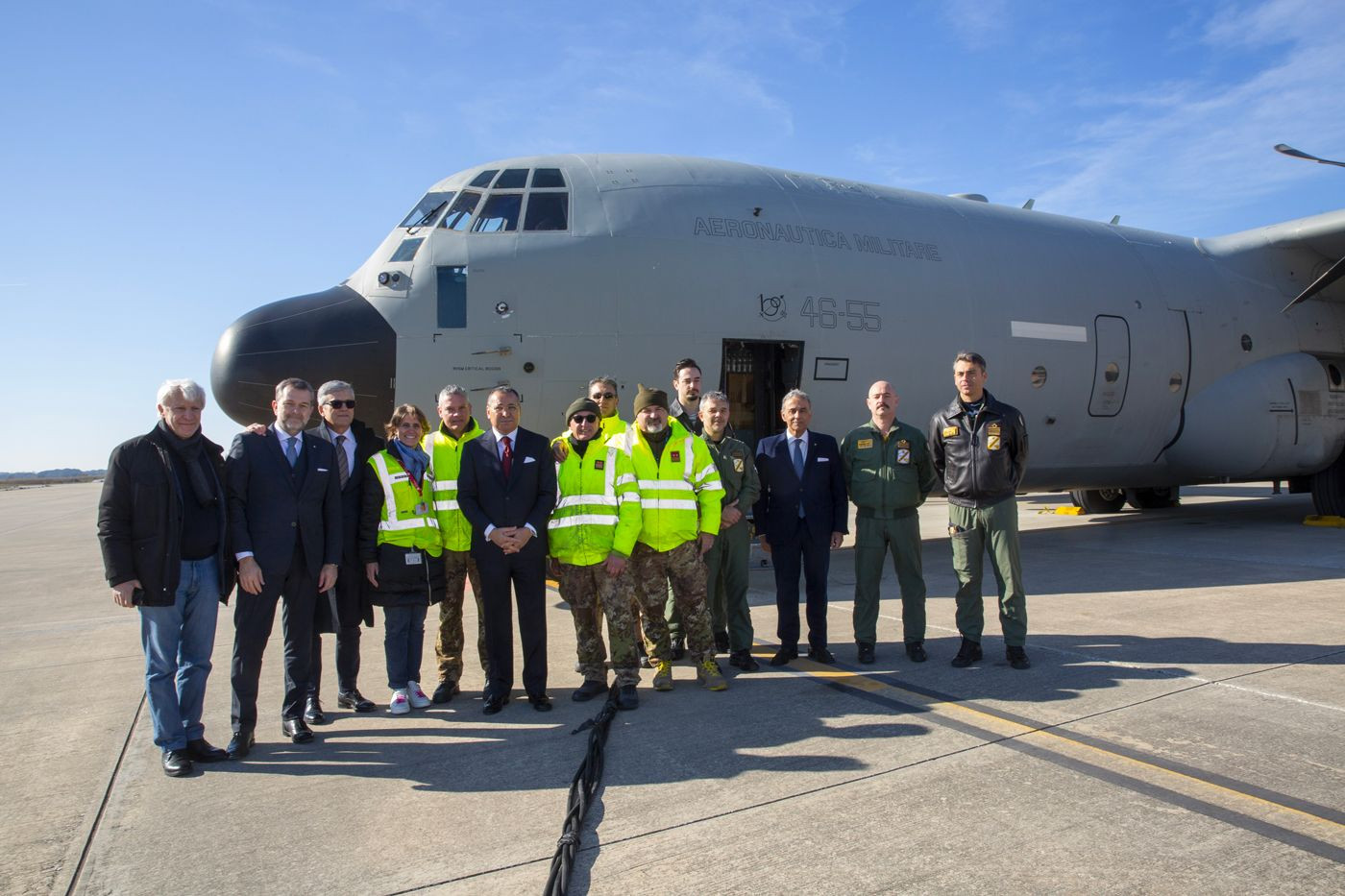 Italian aid for Syria leaves Pisa airport.