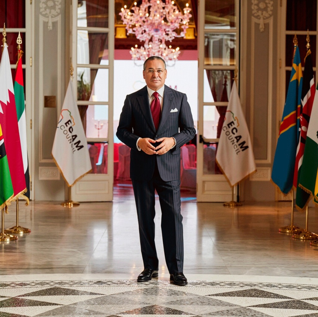 World citizens, unite