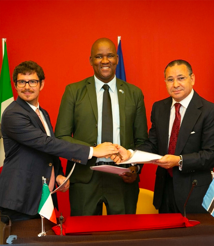 GSD vice president Kamel Ghribi leads Botswanan health and wellness minister Dr. Alfred Madigele’s official delegation on a guided tour of GSD healthcare structures in Milan