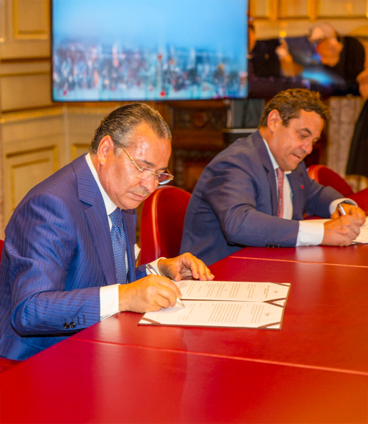 Signing of an agreement to fund two master's scholarships at the Molly Bloom Academy of Creative Writing in Rome