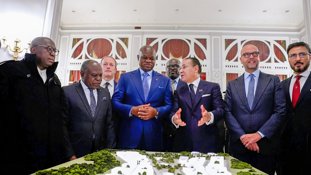 Kamel Ghribi with H.E. Brice Clotaire Oligui Nguema, President of Gabon and Régis Onanga Ndiaye, Foreign Minister of Gabon